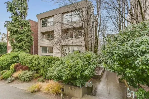 2827 Franklin Avenue E #S1, Seattle, WA 98102