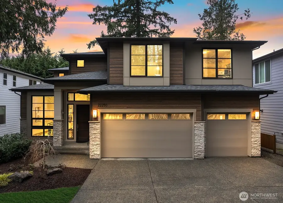 22250 NE 3rd Court, Sammamish, WA 98074 - #2