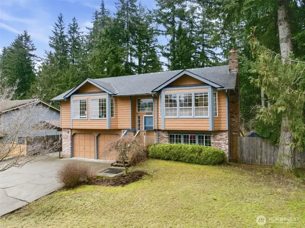 22305 SE 244th Place, Maple Valley, WA 98038