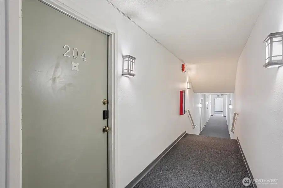 831 126th Place Ne #B204, Bellevue, WA 98005 - #3