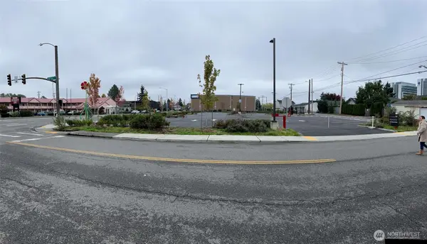 1216 N Broadway, Everett, WA 98201