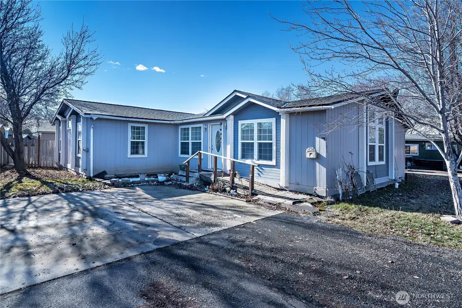 1123 Rainier, Kittitas, WA 98926 - #2