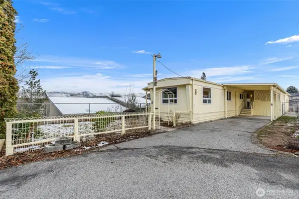 455 9th Street Ne #52, East Wenatchee, WA 98802