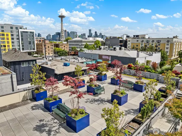 17 W Mercer Street #304, Seattle, WA 98119