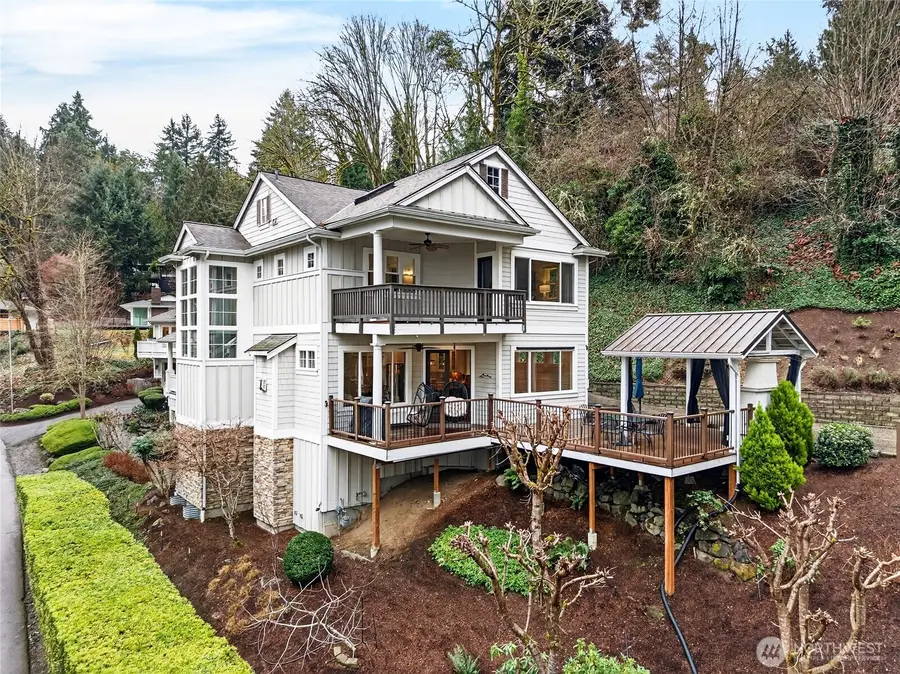 12406 68th Avenue Ne, Kirkland, WA 98034 - #3