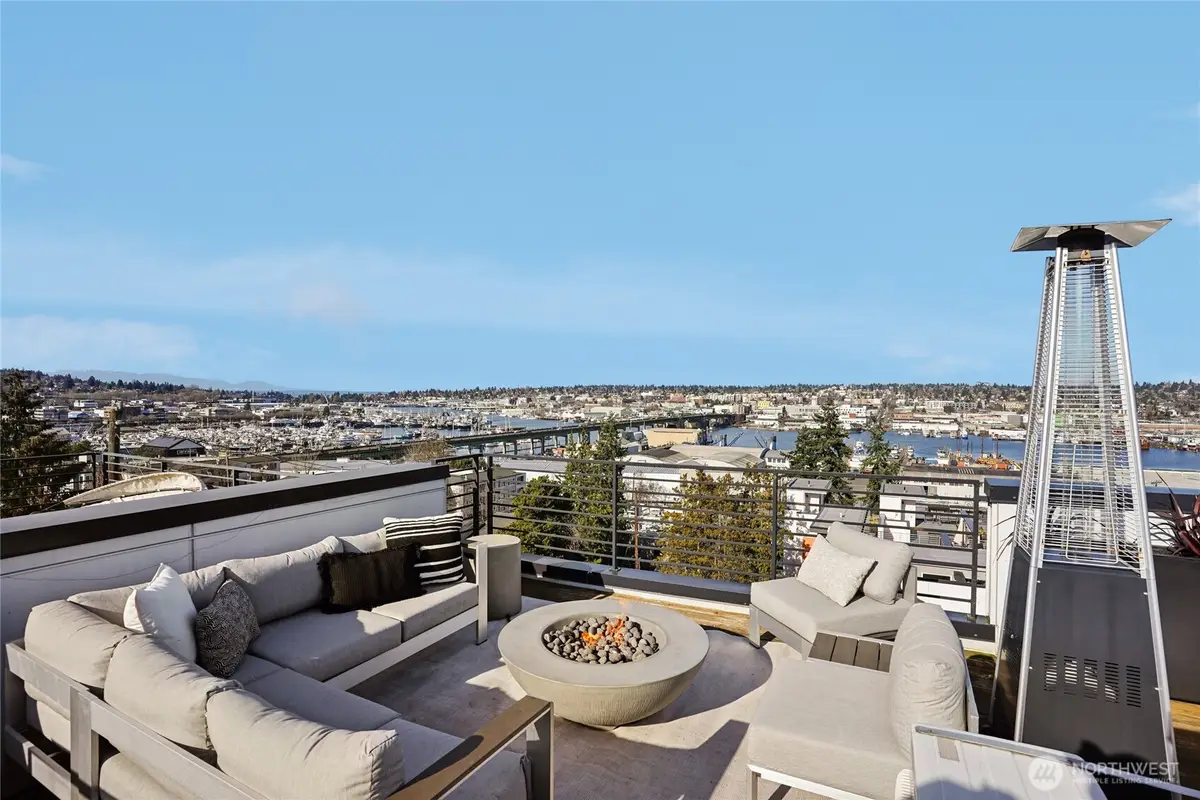 1230 W Emerson Street, Seattle, WA 98119 - #1