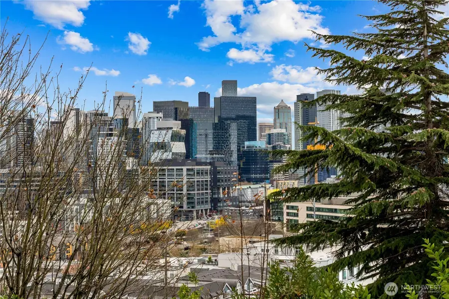 1014 4th Avenue N, Seattle, WA 98109 - #3