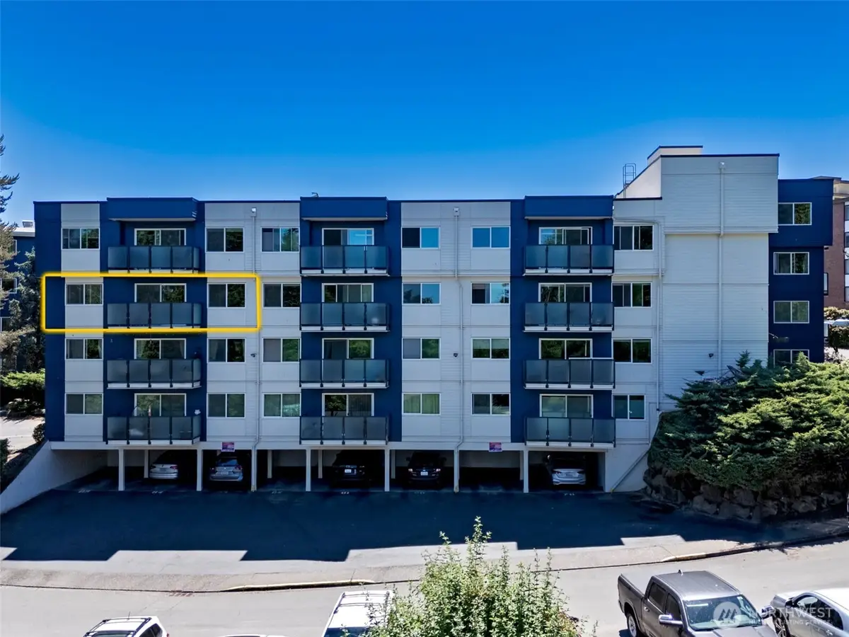 3722 27th Place W #301, Seattle, WA 98199 - #1