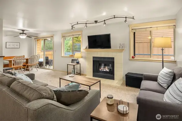 8248 126th Avenue Ne #C-305, Kirkland, WA 98033