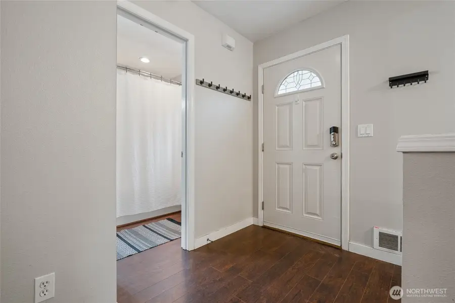 4201 Robinson Road Ne, Bremerton, WA 98310 - #2