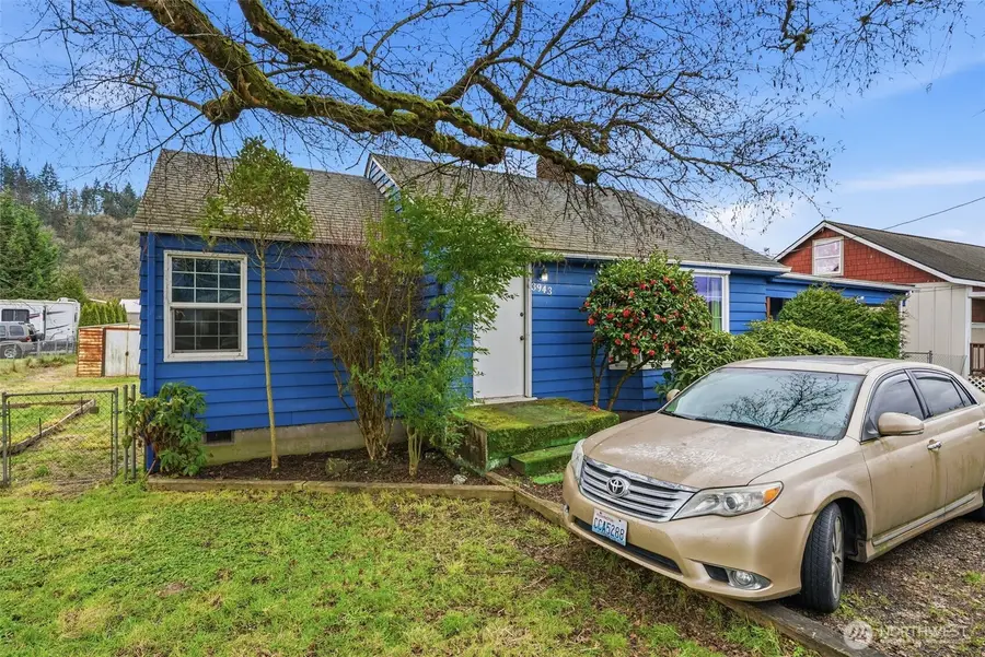 3943 Ocean Beach Highway, Longview, WA 98632 - #3