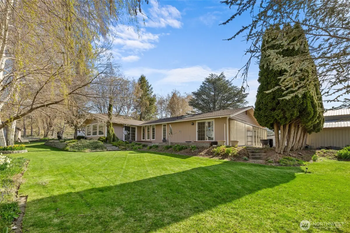 1260 Burbank Creek Road, Yakima, WA 98901 - #1