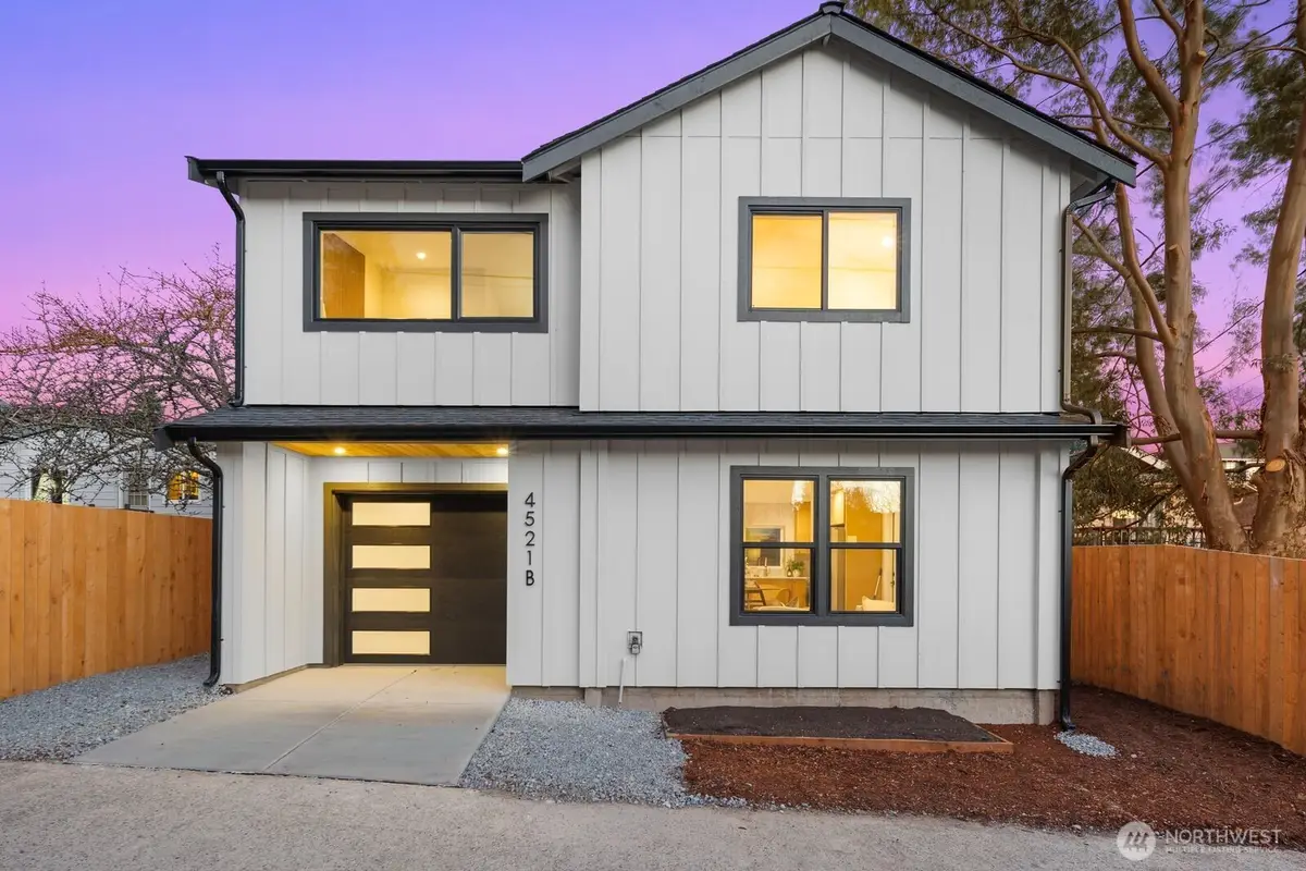 4521 47th Avenue Sw #B, Seattle, WA 98116 - #1