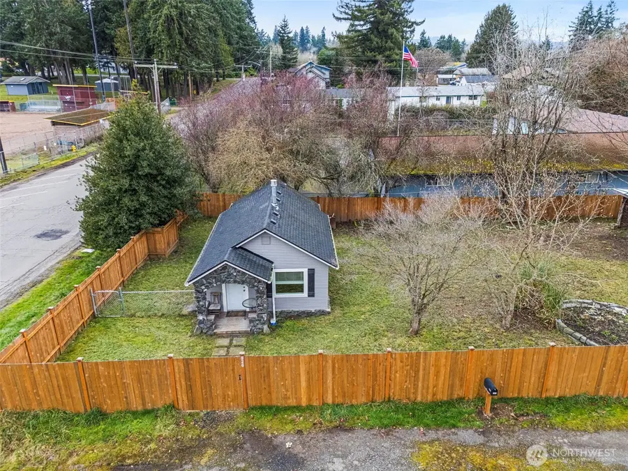 926 Austin Avenue, Port Orchard, WA 98366 - #2