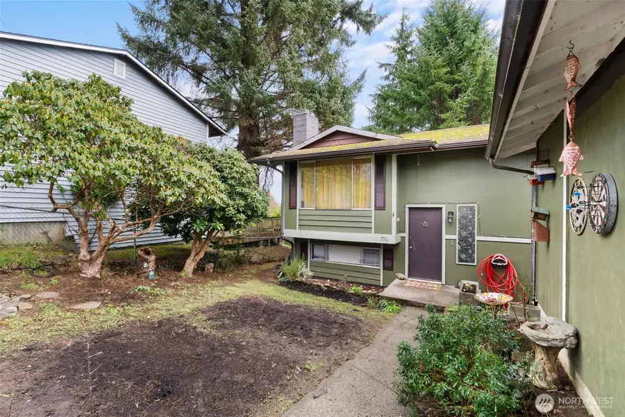 751 Peters Street, Raymond, WA 98577 - #2