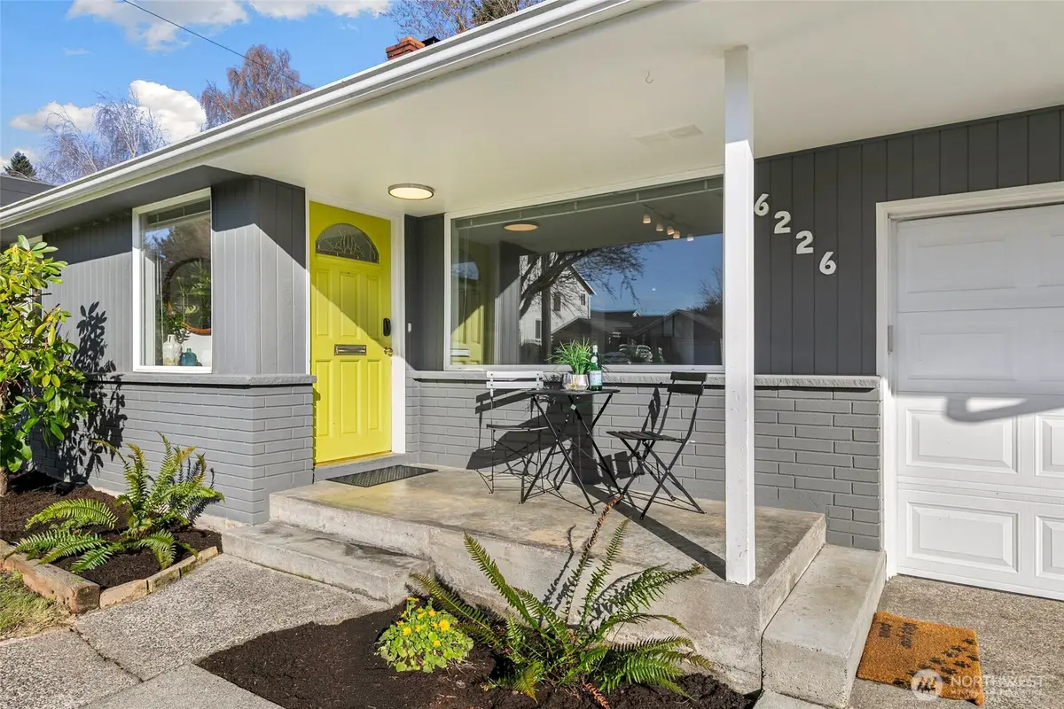 6226 44th Avenue Ne, Seattle, WA 98115 - #1