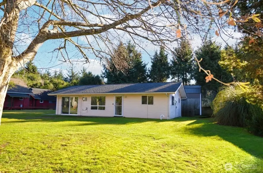 895 Wawona Avenue Sw, Ocean Shores, WA 98569 - #3