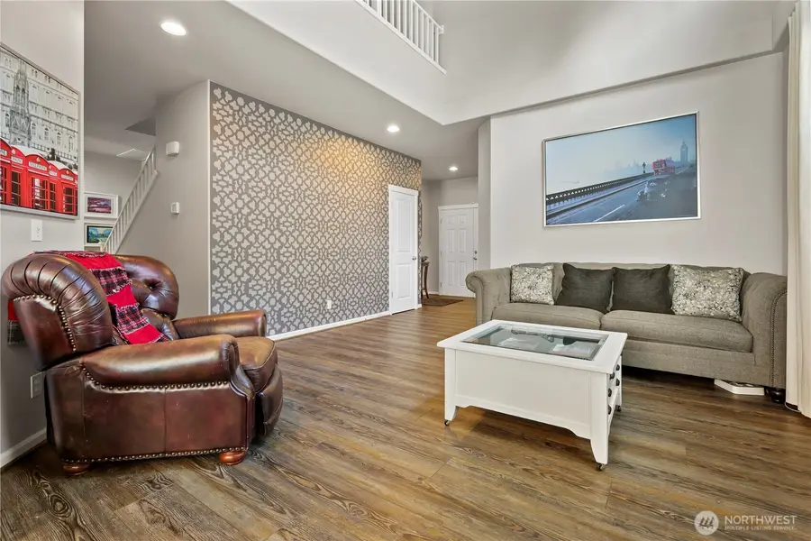 16902 23rd St Court E, Lake Tapps, WA 98391 - #2