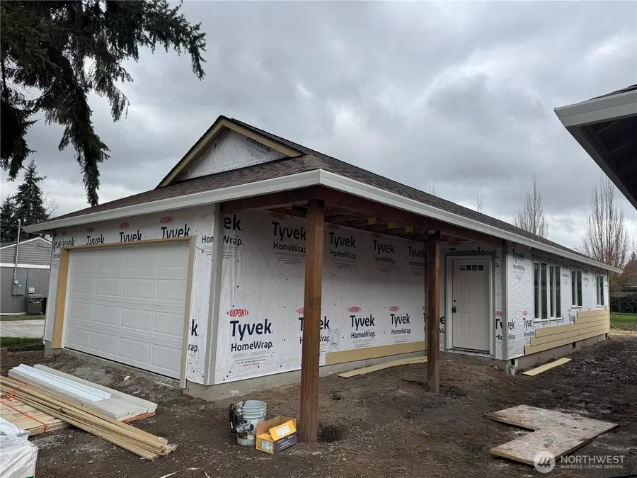 206 Douglas Street, Longview, WA 98632 - #3