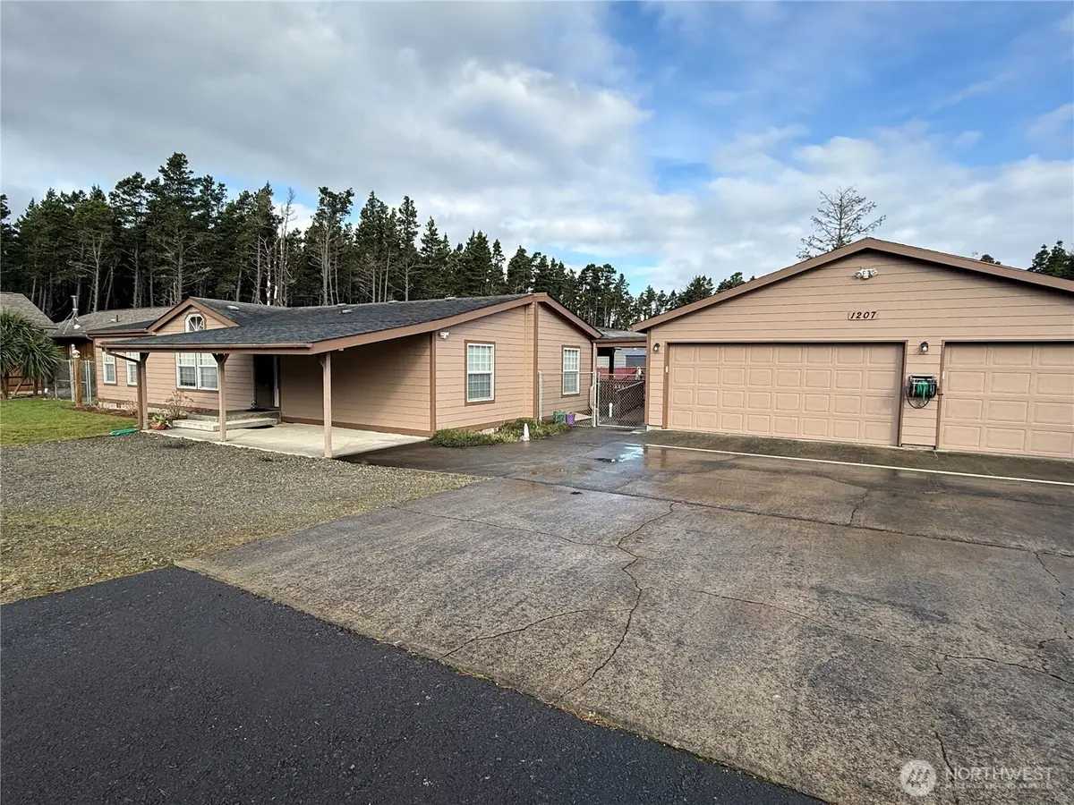1207 215th Lane, Ocean Park, WA 98640 - #1