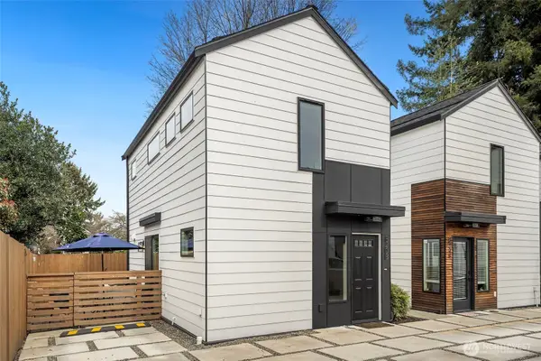 820 S Rose Street, Seattle, WA 98108