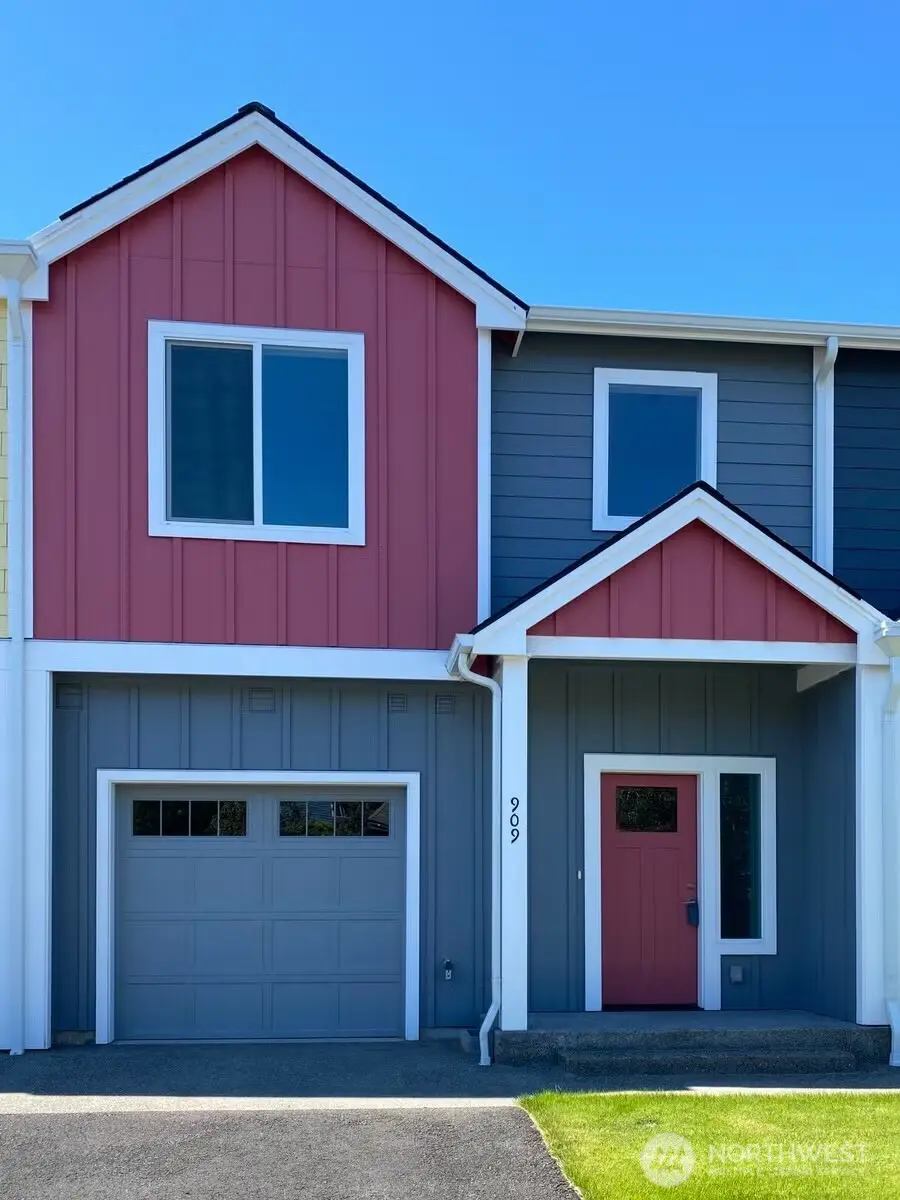 909 Washington Avenue S, Long Beach, WA 98631 - #1
