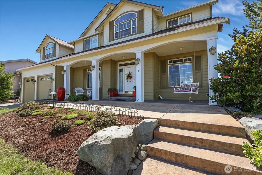 10010 181st Avenue Ct E, Bonney Lake, WA 98391 - #3