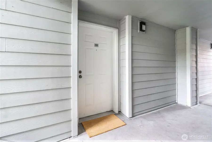 975 Aberdeen Avenue Ne #F207, Renton, WA 98056 - #2