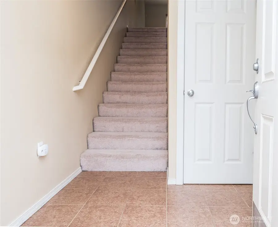 5325 Military Road E #B, Tacoma, WA 98446 - #3