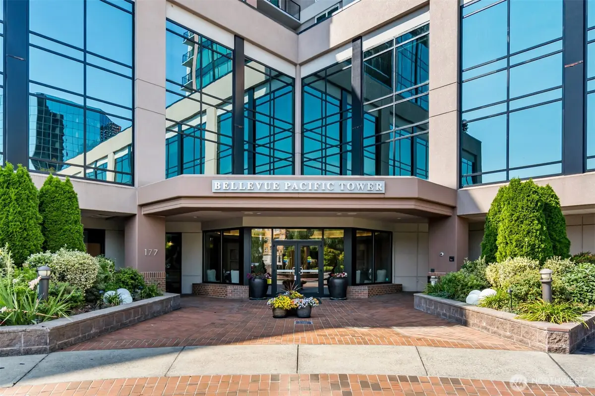 177 107th Avenue Ne #1702, Bellevue, WA 98004 - #1