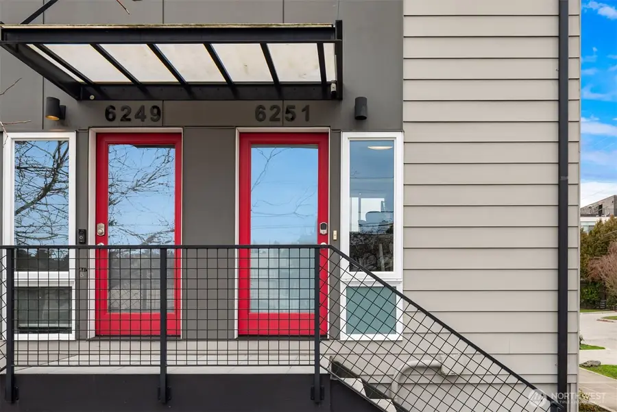 6251 8th Avenue Nw, Seattle, WA 98107 - #3