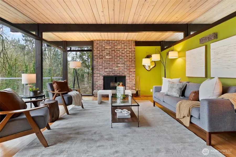 18407 51st Place Ne, Lake Forest Park, WA 98155 - #2