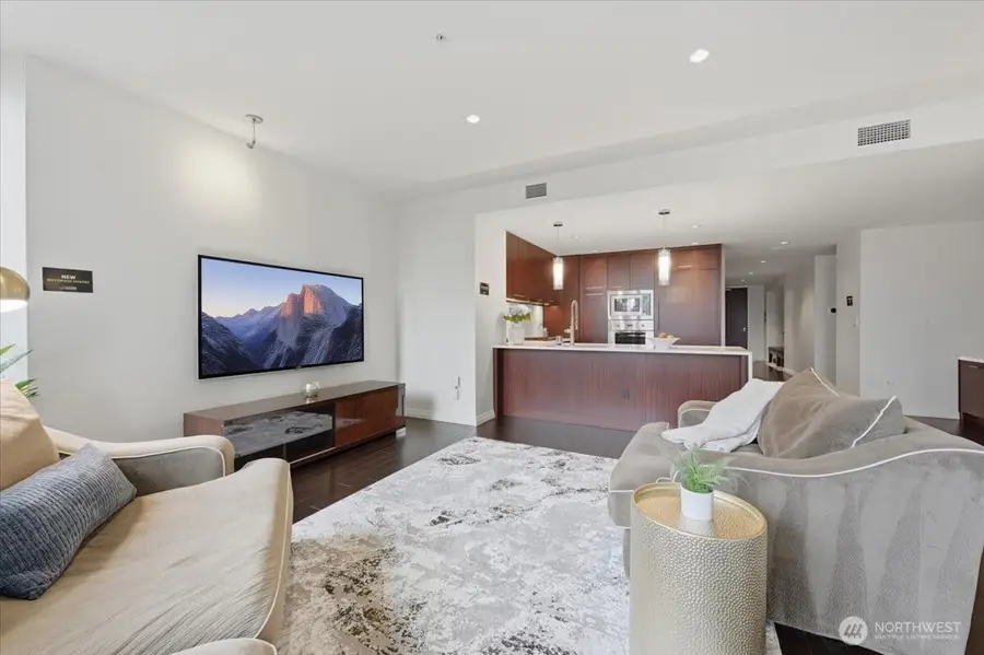 10700 NE 4th Street #1006, Bellevue, WA 98004 - #2