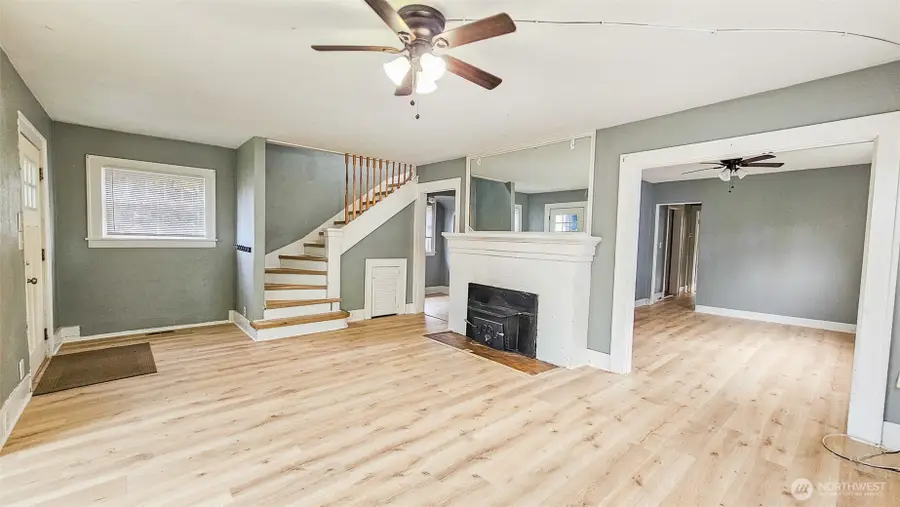 517 W Broadway Avenue, Montesano, WA 98563 - #3