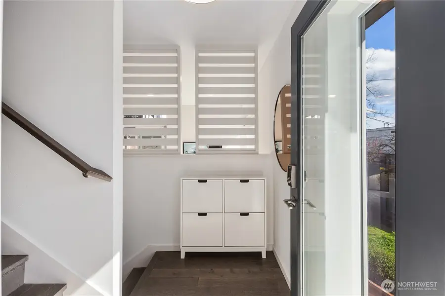 926 N 35th Street, Seattle, WA 98103 - #3