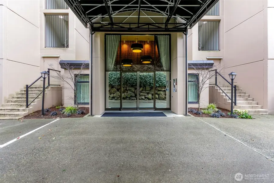 100 Ward Street #606, Seattle, WA 98109 - #3