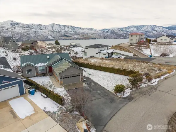 214 Stehekin Way, Chelan, WA 98816