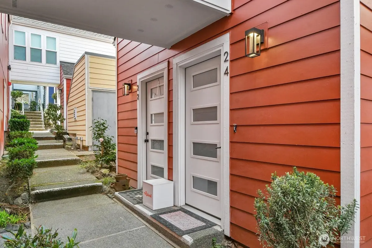 2001 E Yesler Way #24, Seattle, WA 98122 - #1