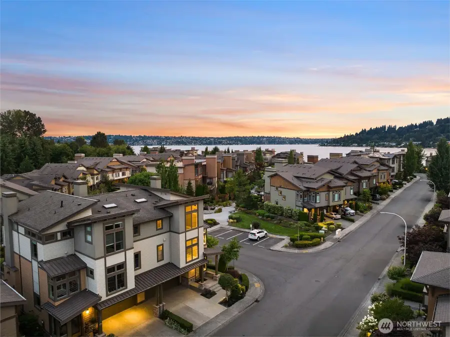 1211 N 42nd Place, Renton, WA 98056 - #3