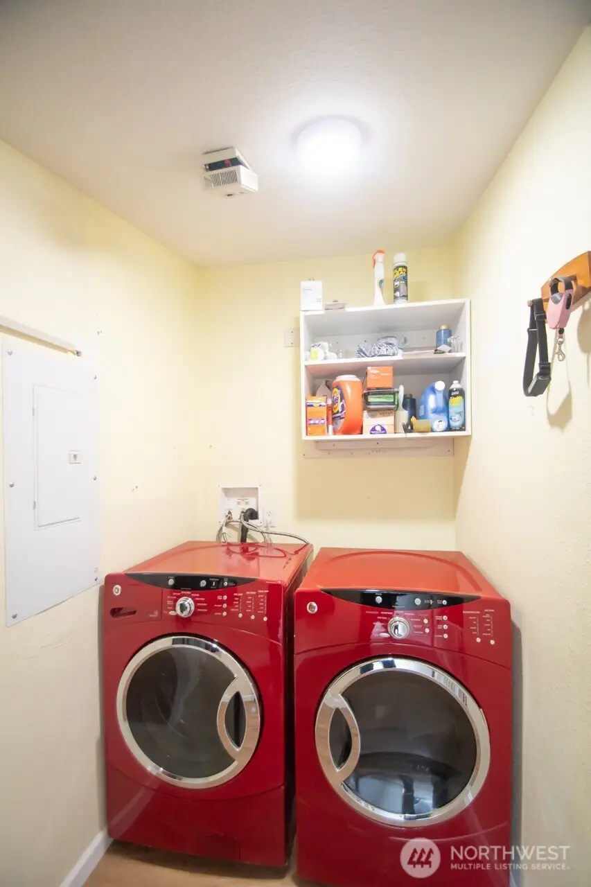 307 S 3rd Ave, Pe Ell, WA 98572 - #3