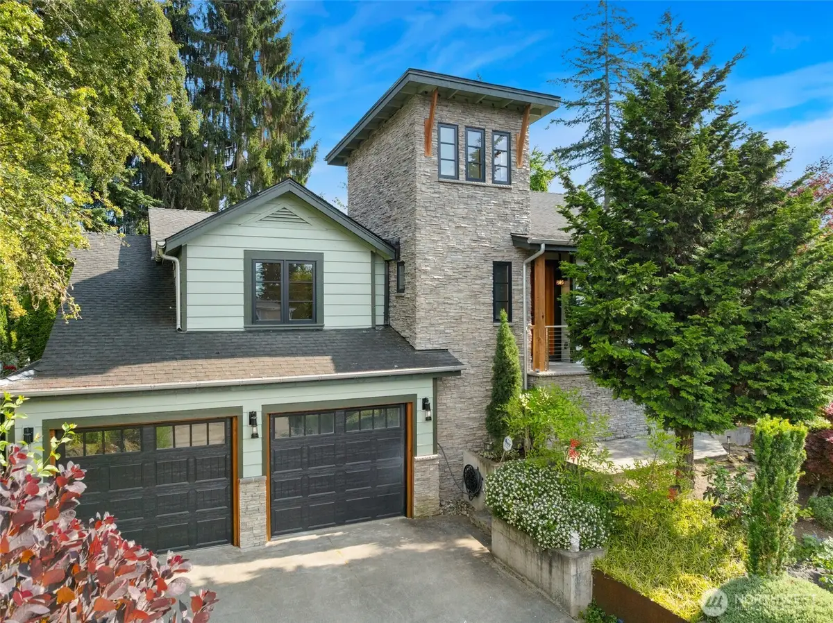 9615 NE 26th Street, Clyde Hill, WA 98004 - #1