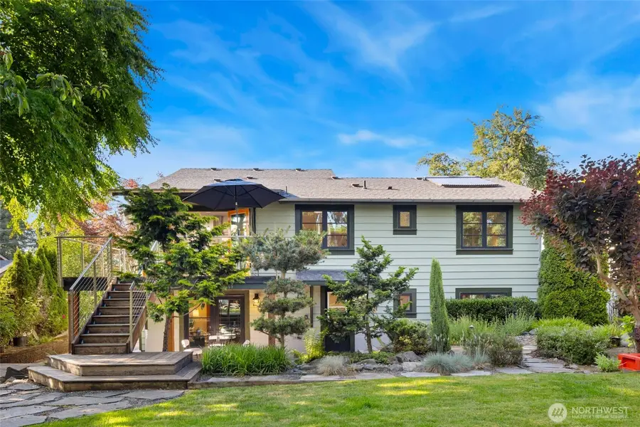 9615 NE 26th Street, Clyde Hill, WA 98004 - #3