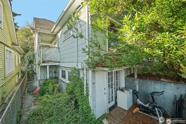 341 NE 51st Street, Seattle, WA 98105