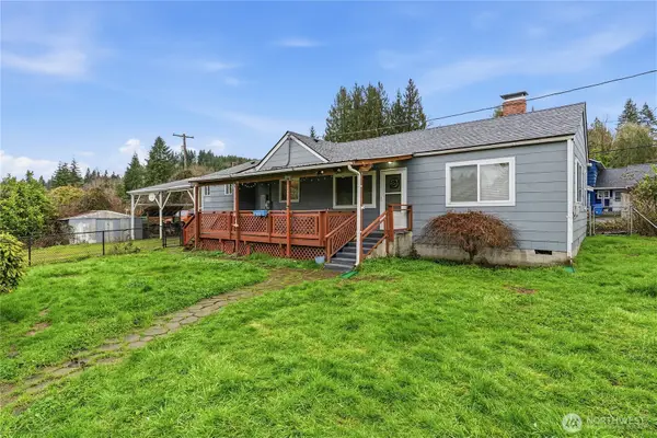 2201 Holcomb Loop Rd, Kelso, WA 98626