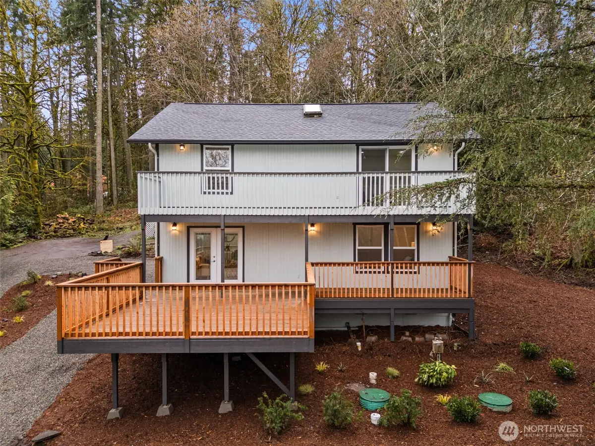 7605 NE Hidden Cove Rd, Bainbridge Island, WA 98110 - #1