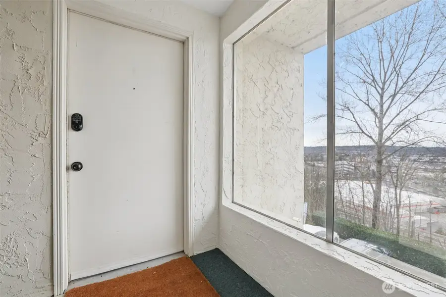 629 Cedar Avenue S #A202, Renton, WA 98057 - #2