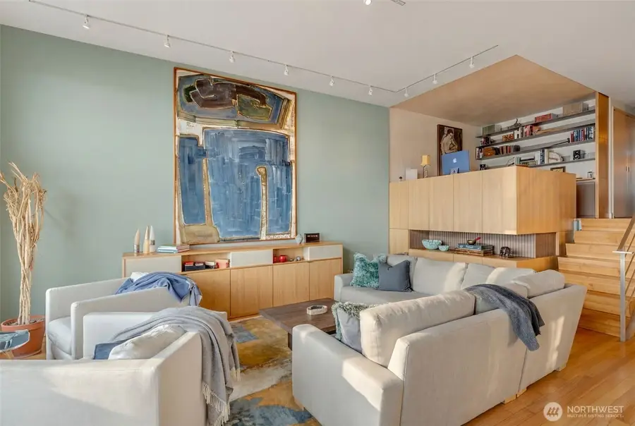 2021 1st Avenue #E8, Seattle, WA 98121 - #3