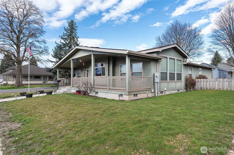 803 S 3rd Street, Dayton, WA 99328 - #2
