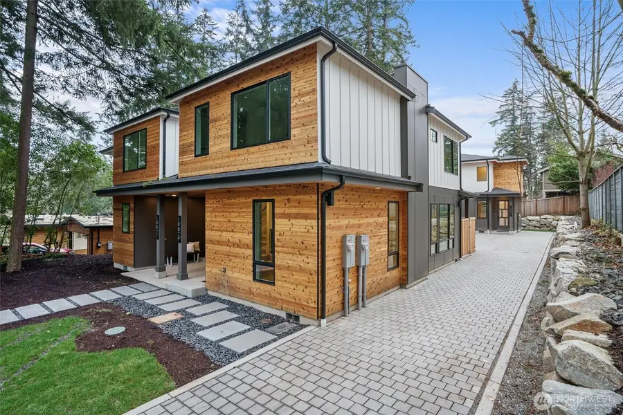 10829 104th Avenue Ne, Kirkland, WA 98033 - #2