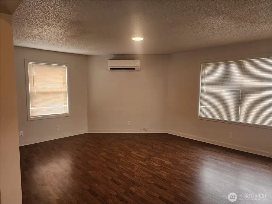 48 SW Chehalis, Chehalis, WA 98532 - #3